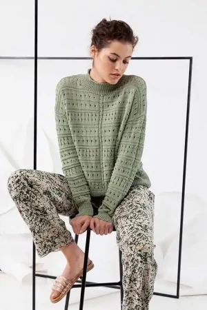 Aanbieding Damestrui met gaatjes motief breien - Lang Yarns breipakket