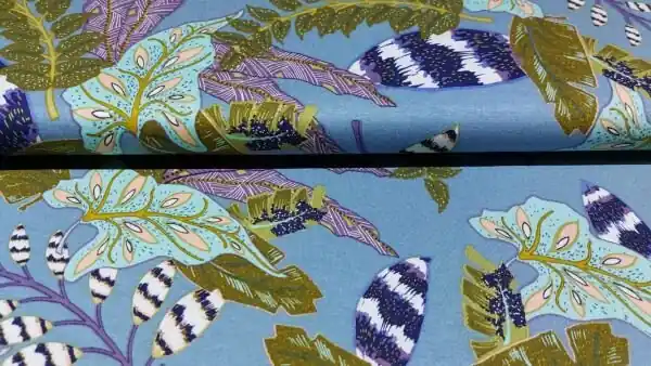 Viscose jersey stof \\u2013 Invajo leaves print in blauw, groen en roze Gereduceerde Prijs