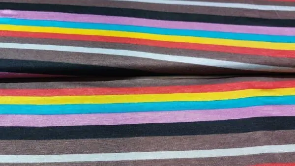 Gestreepte tricot stof (Zwart, rood, geel, bruin, blauw, paars) Merkproduct