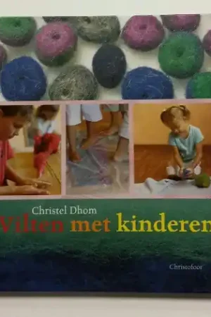 Beperkte Voorraad Vilten met kinderen van Christel Dhom