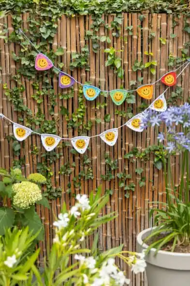 Actieprijs Haakpatroon – Smiley slinger (deel 3 van 3)