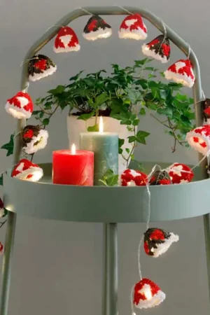 Bestel Nu Haakpatroon - Kerstklokjes slinger